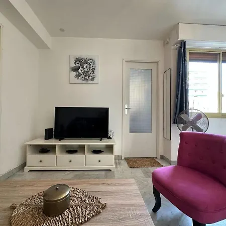 A038-beaux Studio Spacieux A Deux Pas Du Centre * Cannes