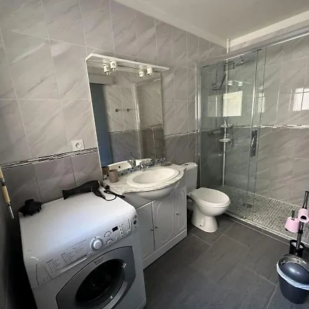A038-beaux Studio Spacieux A Deux Pas Du Centre カンヌ